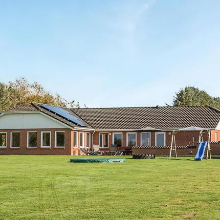 Stunning In Spottrup With Sauna Holiday home *
