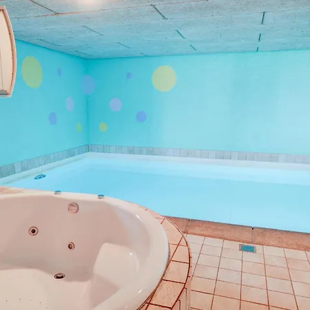 Stunning In Spottrup With Sauna Vakantiehuis Vadum (Skive)