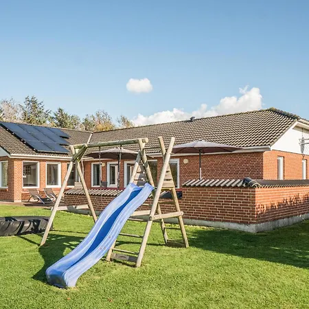 Holiday home Stunning In Spottrup With Sauna *