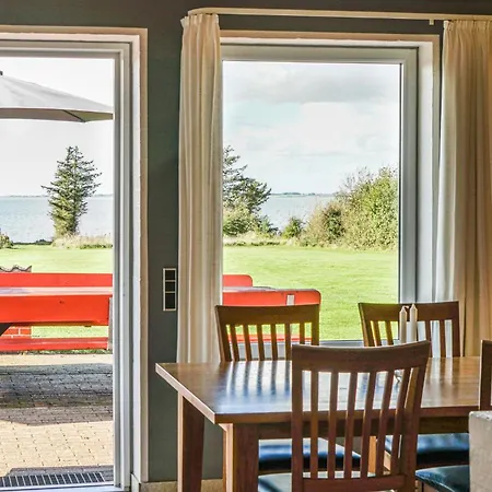 Stunning In Spottrup With Sauna Дом отдыха